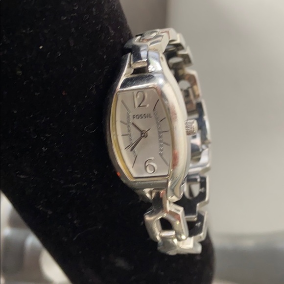 FOSSIL SILVERTONE BAND - Picture 3 of 6